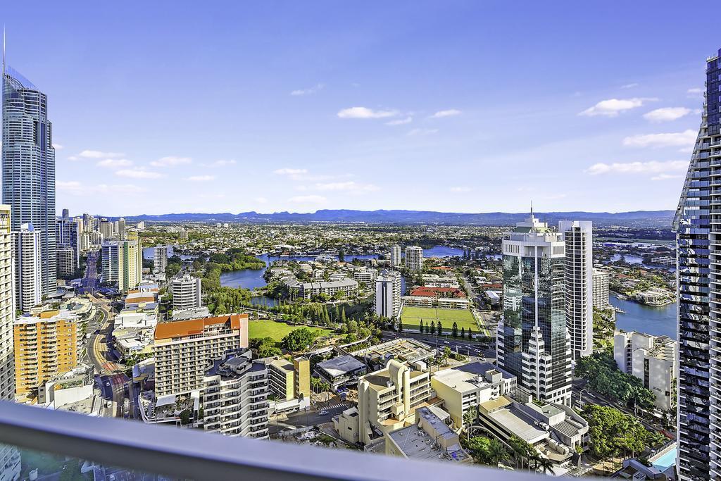 H Star Residences-- Paradise Stayz Gold Coast Exterior photo